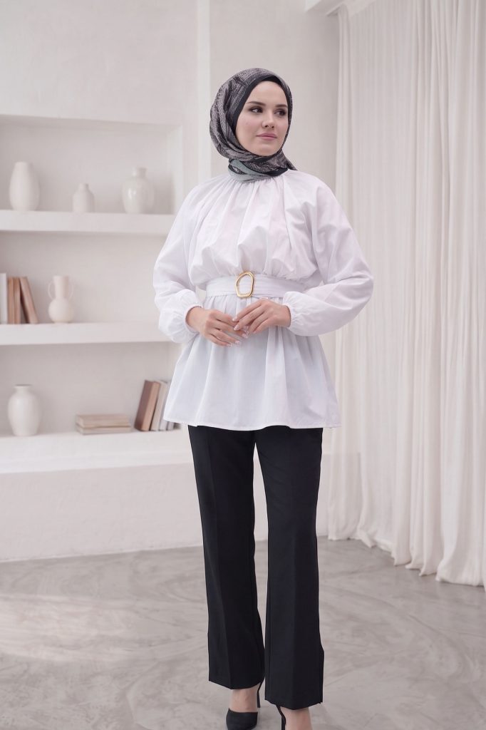 Kemer Detaylı Peplum Tunik Gömlek - Beyaz – ön görünüm